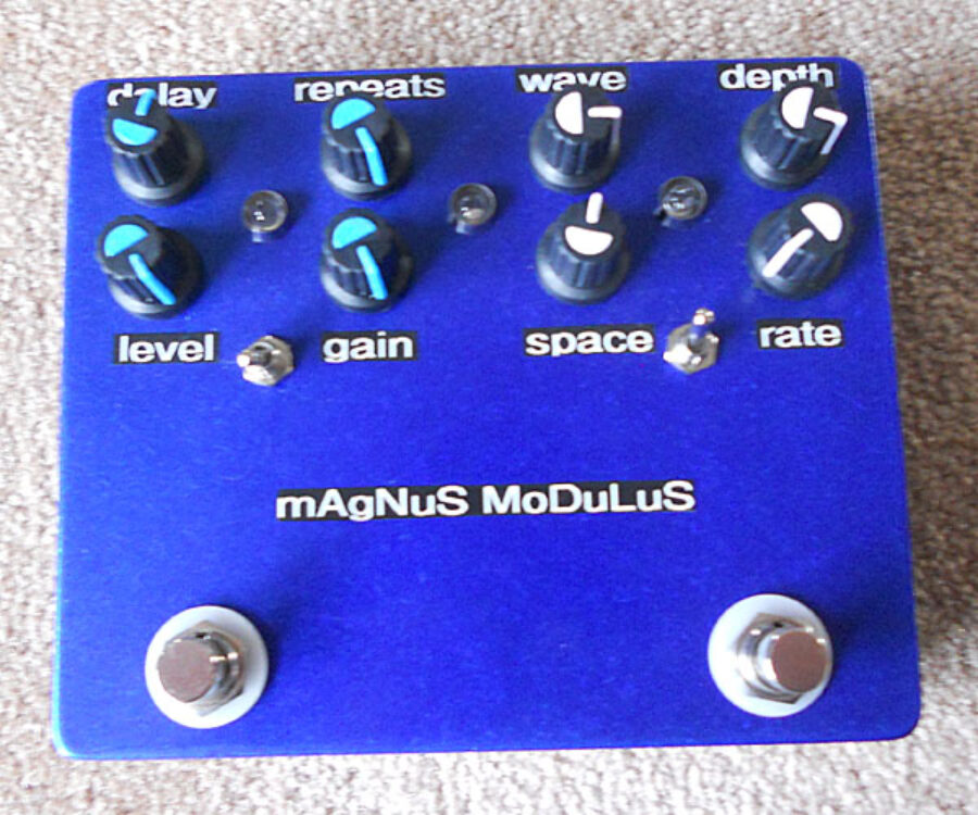 Magnus Modulus (chorus-tremolo-delay)