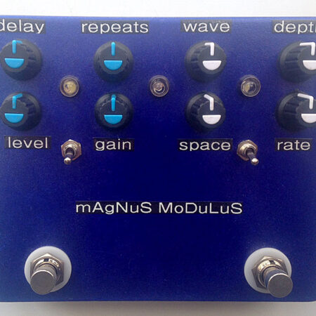 Magnus Modolus Chorus/Tremolo/Delay