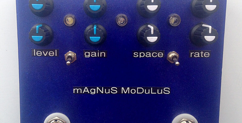 Magnus Modolus Chorus/Tremolo/Delay