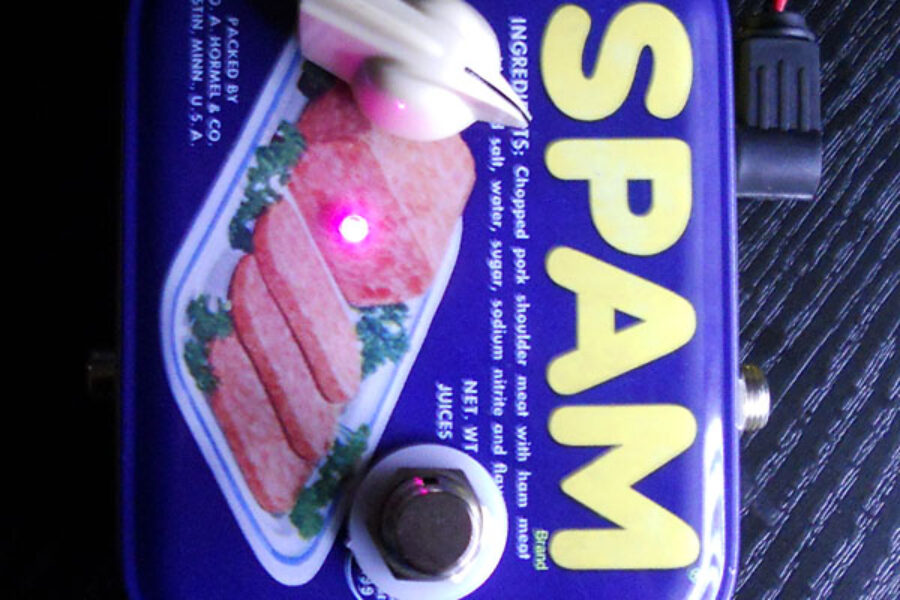 spamboost_outside